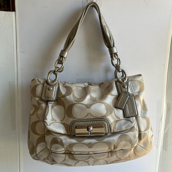Coach Handbags - Coach Vintage Good Tab Cream and Gold Purse Satchel /Shoulder bag/Tote